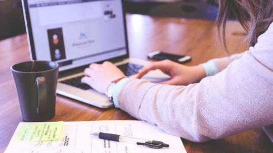 Les avantages d&rsquo;un chatbot pour l&rsquo;amélioration du service client